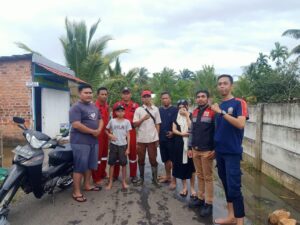 Ucapan Terimakasih ke Damkar atas bantuan Evakuasi Saat Banjir, Warga RT 31 Sawah Lebar Sampaikan