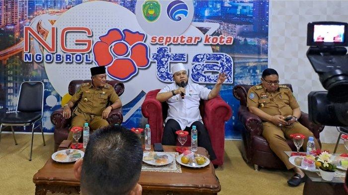 Beri Arahan Pegawai Diskominfo, Helmi Singgung Gaya Komunikasi Youtuber Mak Beti Hingga Alif Cepmek