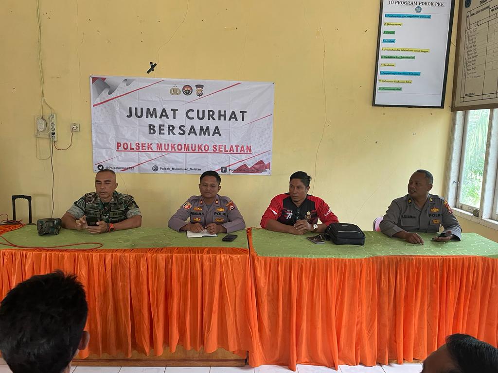 Jumat Curhat Kepada Warga dan Mayarakat di Wilayah Hukum Polsek Mukomuko Selatan