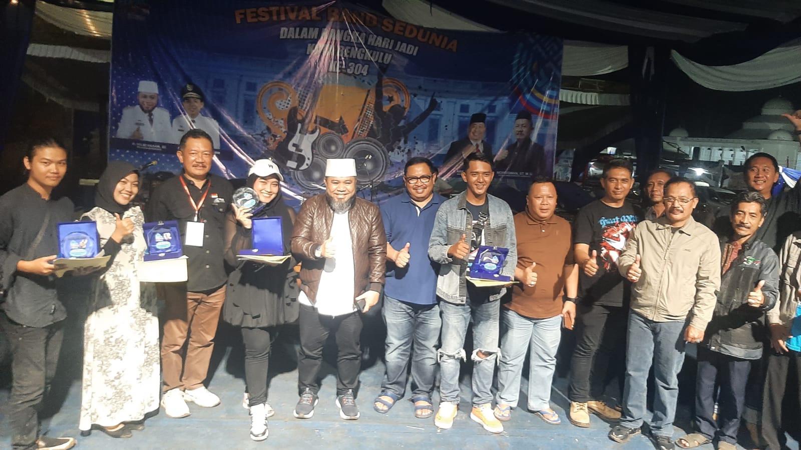 Turut SuksesFestival Band Sedunia Dalam Rangka Hari Jadi Ke-304 Kota Merah Putih