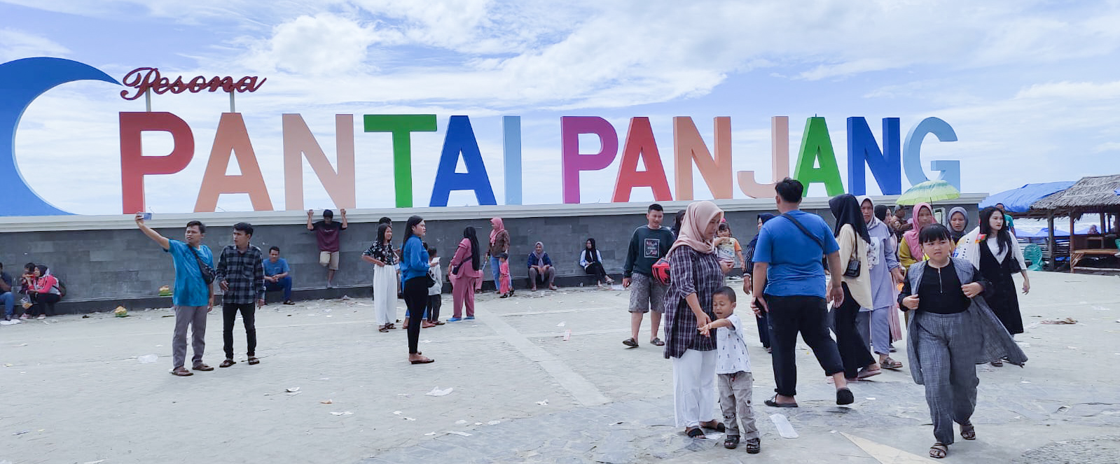 Terkait Retribusi Parkir Pantai Panjang, Keterangan Pemprov Tak Berdasar