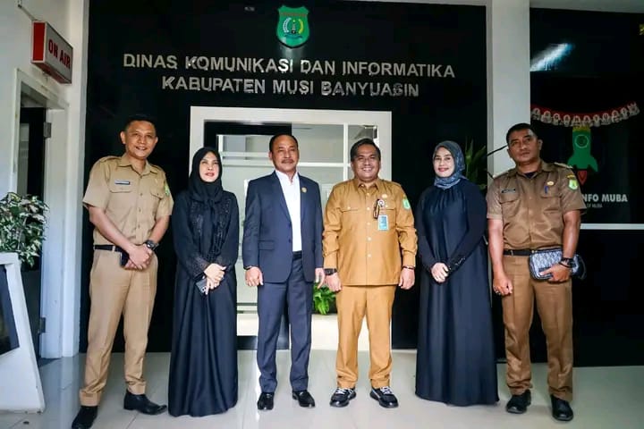 Ketua DPRD Kabupaten Muba, Memberikan Motivasi Untuk Keluarga dan Masyarakat Setempat