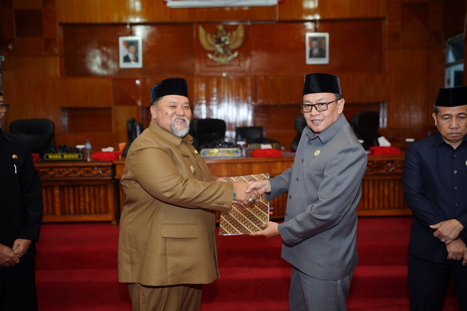 DPRD Bengkulu Selatan Sampaikan Keputusan tentang Rekomendasi Tindak Lanjut LHP BPK RI