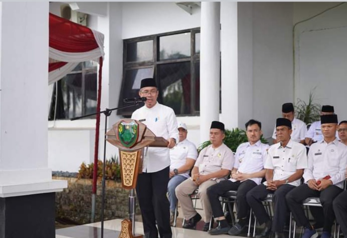 Sekretaris DPRD Ikuti Apel Bersama Bupati dan Pimpin Apel di Sektetariat DPRD Bengkulu Selatan