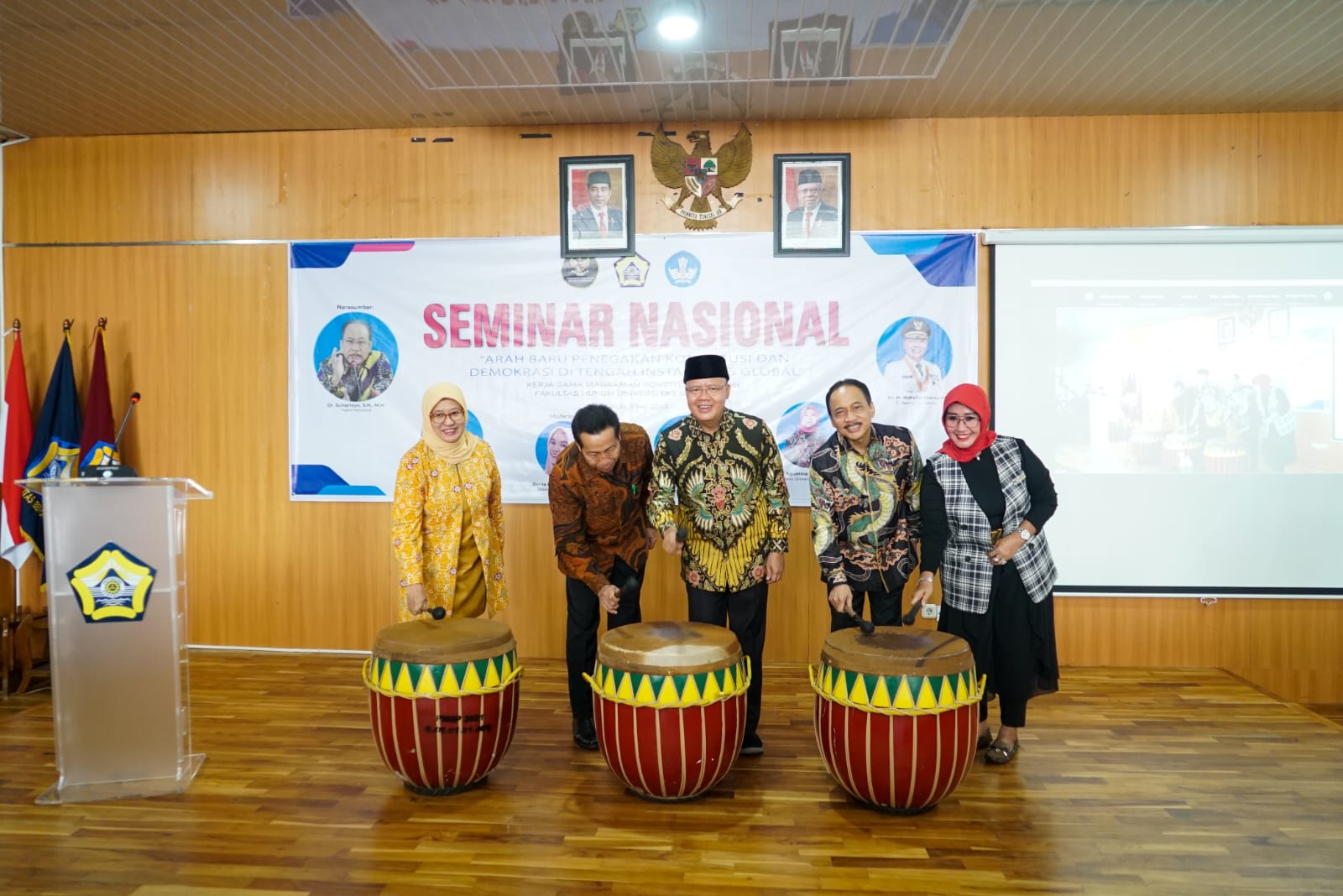 Gubernur Rohidin Membuka Seminar Nasional: Mahkamah Konstitusi Tumpuan Harapan Bangsa