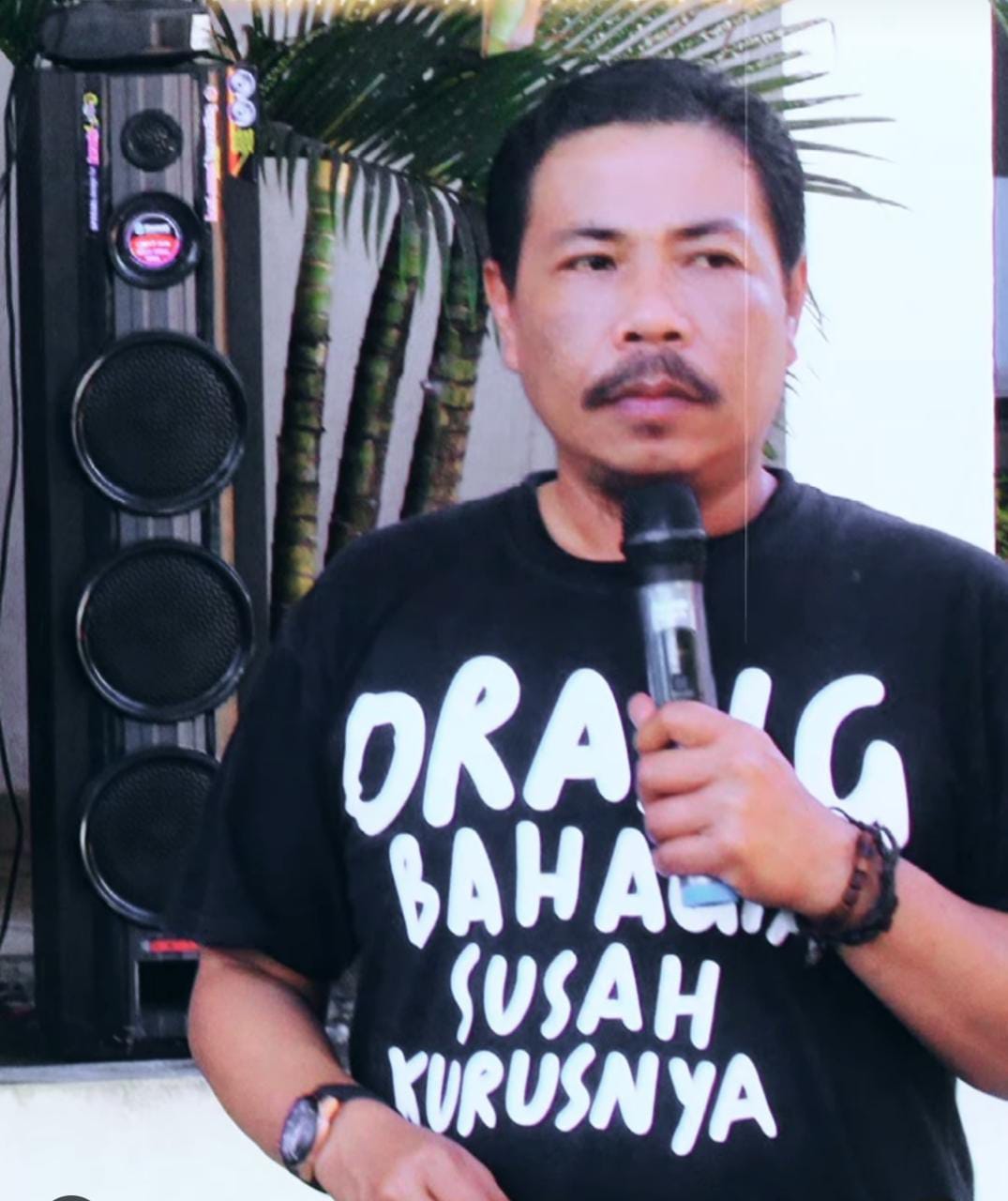 Usin Sembiring Ajak Warga Kota Bengkulu Bangun Semangat Gotong Royong Atasi Sampah