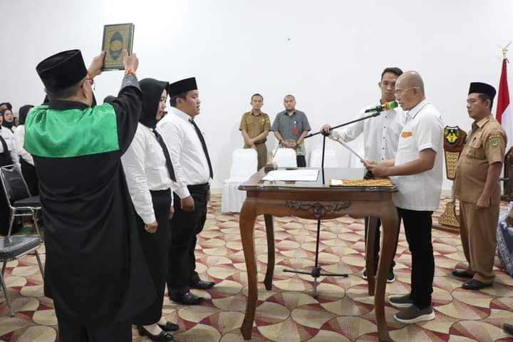 Bupati Bengkulu Selatan Bagikan SK PPPK Nakes