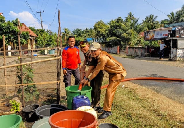 Pemkab BS Ucap Terima Kasih Pada TRC,BPBD dan PDAM Telah Menyalurkan Air bersih
