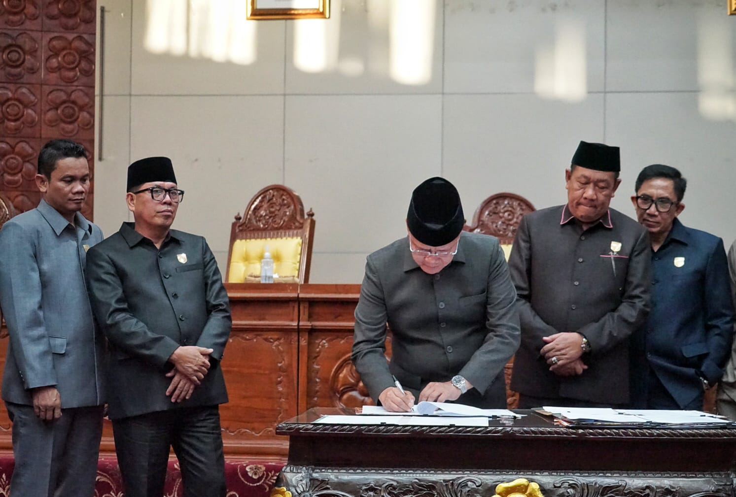 DPRD Provinsi Setujui Empat Raperda  Sekaligus Disahkan Menjadi Perda Tahun 2023