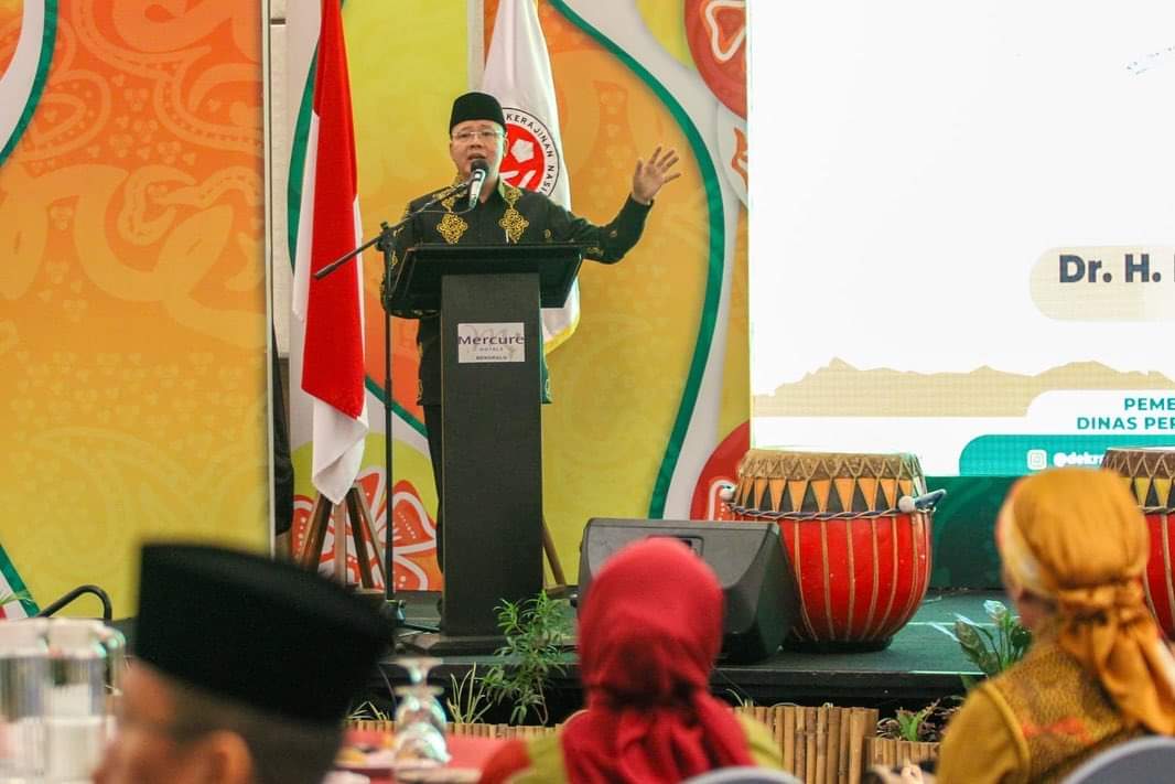 Gubernur Rohidin Mersyah : Dekranasda Provinsi Bengkulu Tahun 2023, ‘’Wirausaha Baru Tercipta, Perajin Berjaya’’
