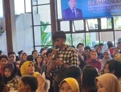 Saat mahasiswa menyampaikan kritikan kepada anggota DPRD Provinsi Bengkulu