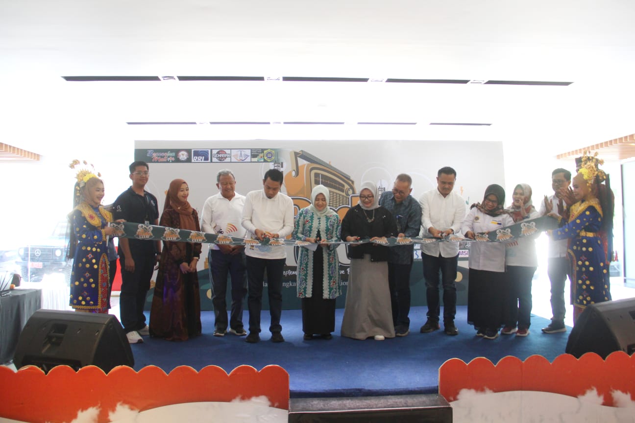 Pembukaan Secara Resmi, Memperingati HAri Radio Nasional Ke-78