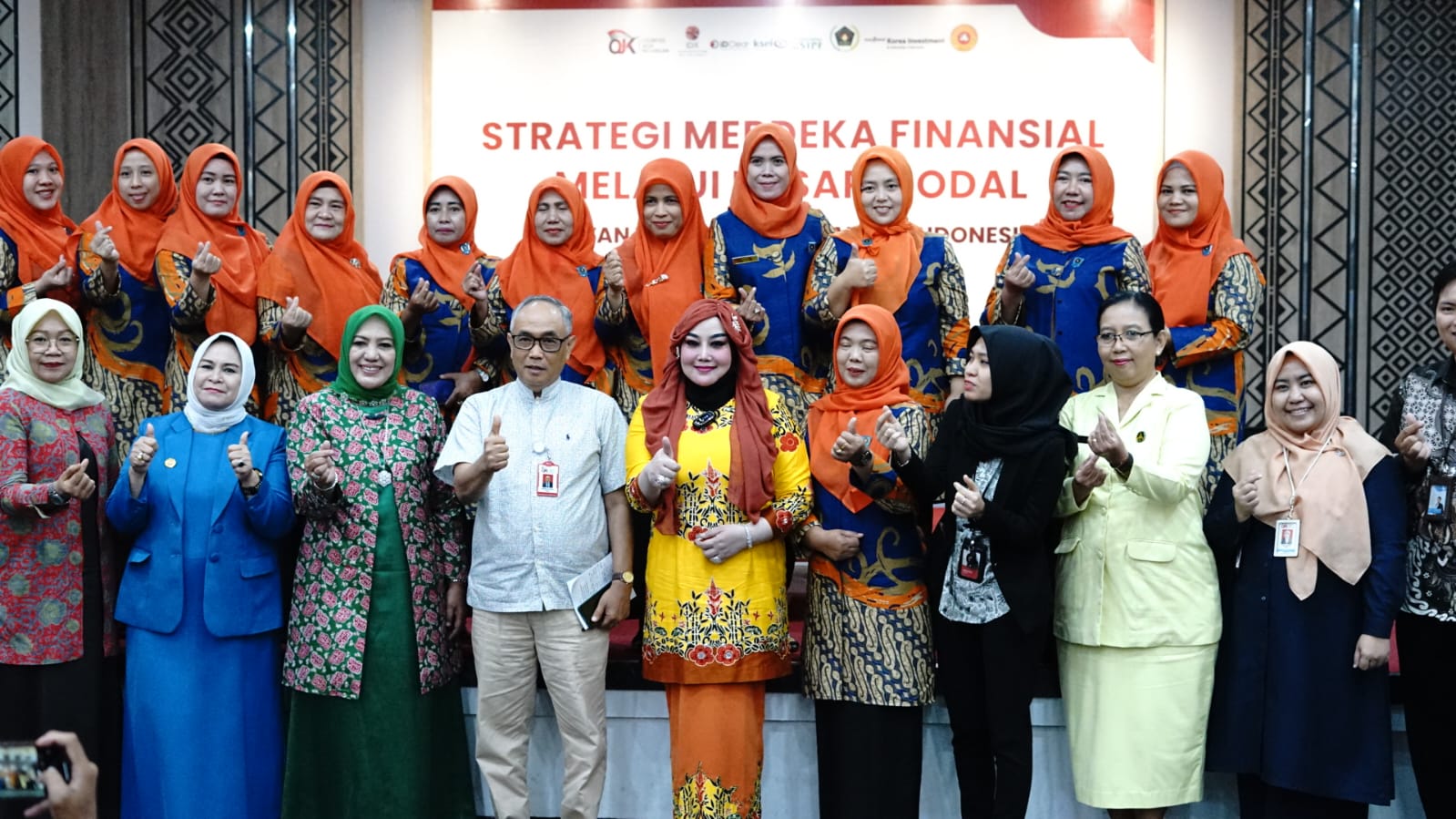 Hadiri Workshop Strategi Merdeka Finansial, Anita Rosjonsyah Ingatkan Cerdas Berinvestasi 