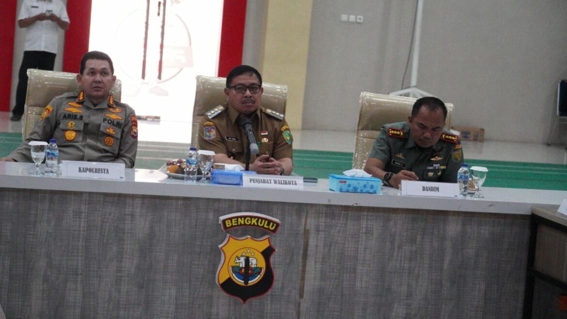 PJ Walikota Bengkulu Hadiri Rakor Dalam Rangka Kesiapan Pelaksanaan dan Pengamanan pemilu 2024