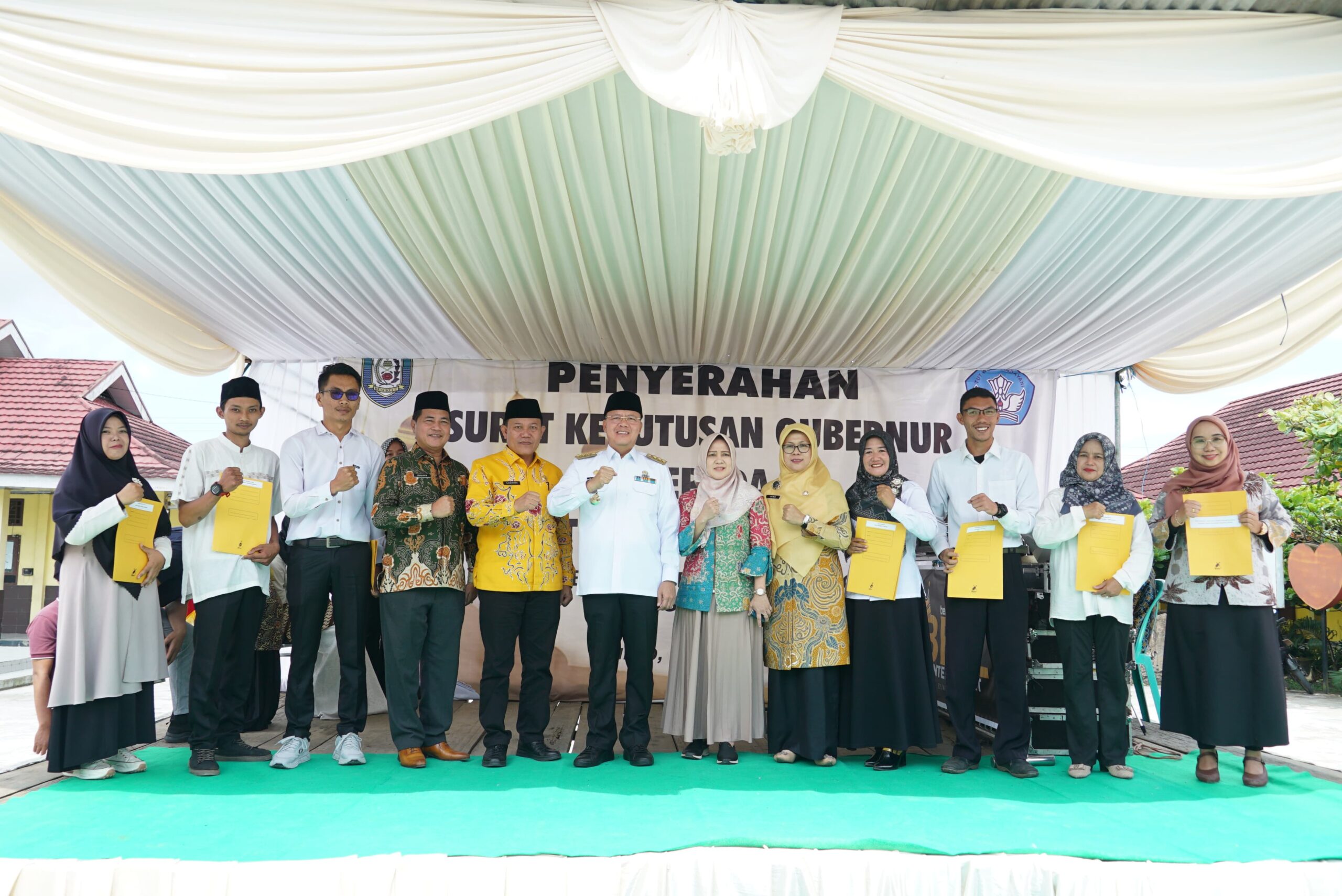 Sebanyak 591 Guru Tidak Tetap dan PTT dari Tiga Kabupaten Terima SK Gubernur Bengkulu