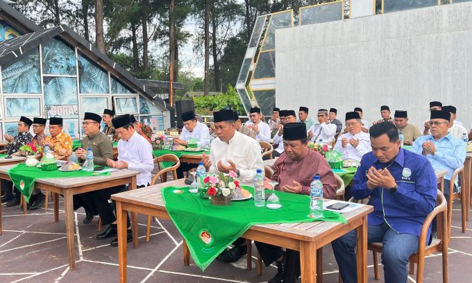 CREATOR: gd-jpeg v1.0 (using IJG JPEG v62), quality = 82?