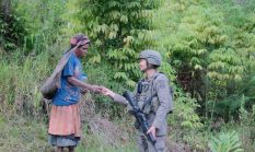 Satgas Ops Damai Cartenz-2026 Perkuat Pendekatan Humanis Lewat Patroli Sambang di Kiwirok