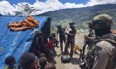 Satgas Damai Cartenz Laksanakan Patroli dan Layanan Kesehatan di Pengungsian Gigobak Sinak, Wujud Nyata Kepedulian kepada Warga