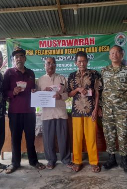 Pemdes Pondok Kubang Salurkan BLT-DD kepada 7 KPM, Triwulan I Cair