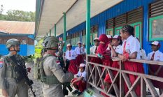 Satgas Ops Damai Cartenz Gelar Patroli Dialogis dan Sambang ke SDN Bale, Perkuat Kedekatan Humanis dengan Masyarakat
