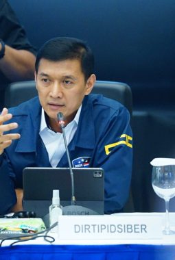 Buronan Interpol Red Notice Kasus Penipuan Online Internasional Berhasil Ditangkap