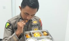 Pastikan Makanan Bergizi Aman Konsumsi, Tim FS MBG Polda Bengkulu Lakukan Uji Organoleptik dan Kimia di Dapur SPPG
