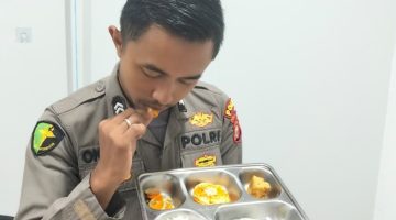 Pastikan Makanan Bergizi Aman Konsumsi, Tim FS MBG Polda Bengkulu Lakukan Uji Organoleptik dan Kimia di Dapur SPPG