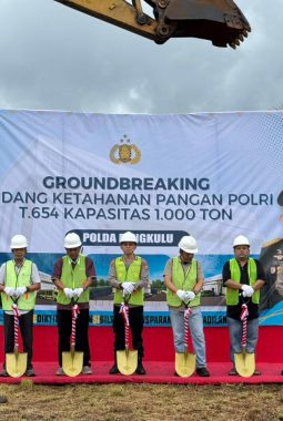 Dukung Program Ketahanan Pangan, Karo Logistik Polda Bengkulu Lakukan Groundbreaking Gudang Ketahanan Pangan Polri Kapasitas 1.000 Ton