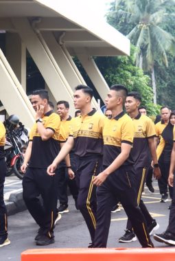 Kapolda Bengkulu Pimpin Apel Perdana, Tekankan Kehadiran Polri Harus Dirasakan Masyarakat