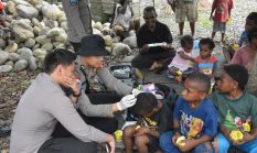Ops Damai Cartenz Berbagi Kasih, Hadirkan Bantuan dan Pelayanan Kesehatan bagi Warga Pelosok Timika