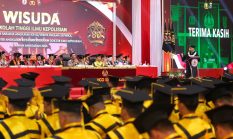 Kapolda Riau Gaungkan Polisi sebagai Penjaga Peradaban di Wisuda dan Dies Natalis ke-80 STIK Polri