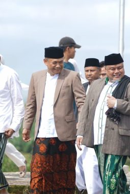 Jelang HUT ke-18, Pemkab Bengkulu Tengah Gelar Istighosah Akbar dan Tausiyah KH. ES Mubarok