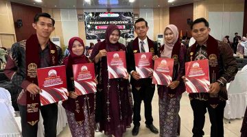 Tujuh Guru MIN 1 Rejang Lebong Resmi Dikukuhkan sebagai Guru Profesional melalui Yudisium PPG UIN Fatmawati Sukarno Bengkulu