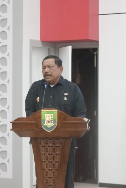 Dukung Program Bantu Rakyat, Wagub Mian Ajak 143 Pemegang IUP MBLB Bersinergi 