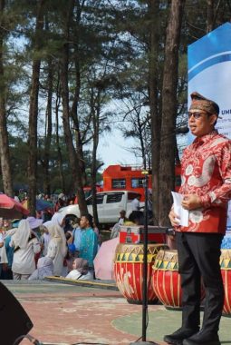 Festival Pantai Panjang Semarak Pesisir Bengkulu Resmi Dibuka, Ribuan Warga Padati Kawasan Pantai
