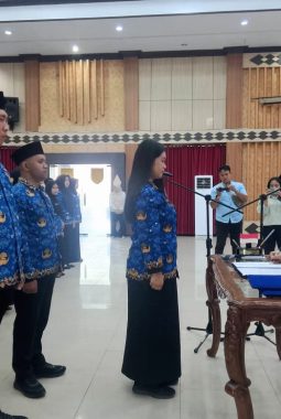 Lantik 164 ASN Dilingkungan Pemprov, Sekda Tegaskan Disiplin dan Profesionalisme Aparatur