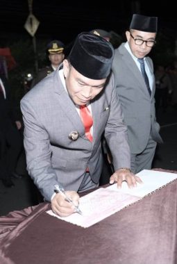 Wakil Ketua II DPRD Kepahiang Hadiri Apel Kehormatan dan Renungan Suci HUT RI Ke-81 2026