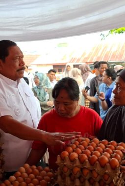 Gerakan Pangan Murah HUT ke-64 TVRI, Wagub Mian Pastikan Harga Sembako Stabil, Beban Masyarakat Ringan