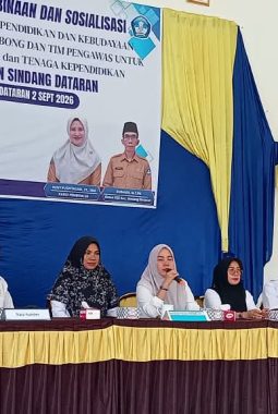 Dinas Pendidikan Rejang Lebong dan Tim Pengawas Gelar Pembinaan Serta Sosialisasi bagi Tenaga Pendidik 