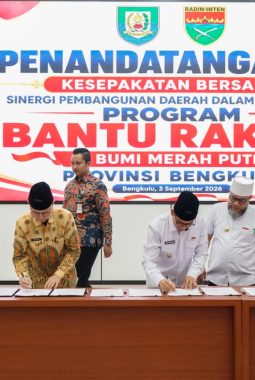 TNI dan Pemprov bersama Kodam XXI/Radin Inten Perkuat Sinergi Bantu Rakyat