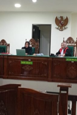 Sidang Lanjutan, Penasehat Hukum Apriansyah Mintak Hakim Uji Keabsahan Alat Bukti dan Saksi 